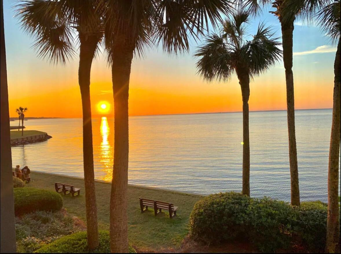 Lovely Sandestin Resort Studio With Balcony And Sunset View Exteriör bild